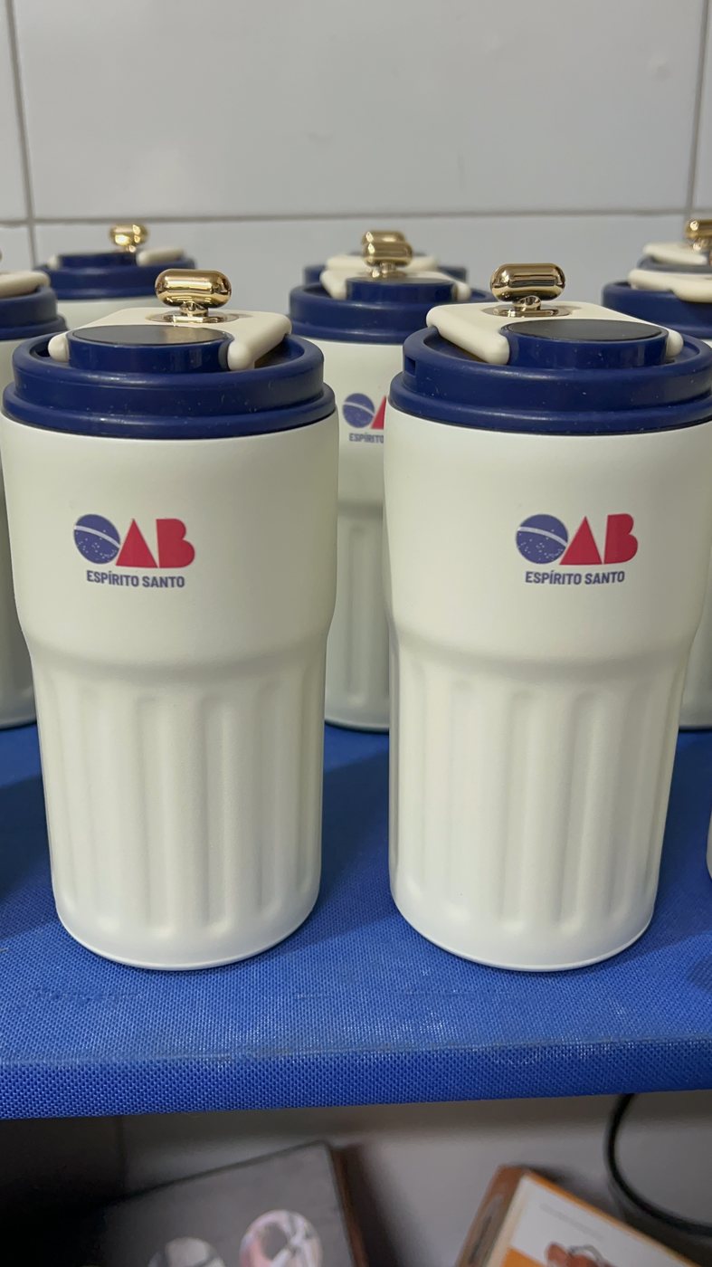 Copos personalizados para eventos e equipes